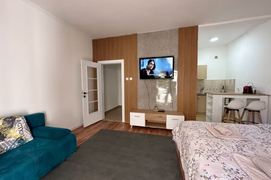 Studio Apartment Simona, Budva